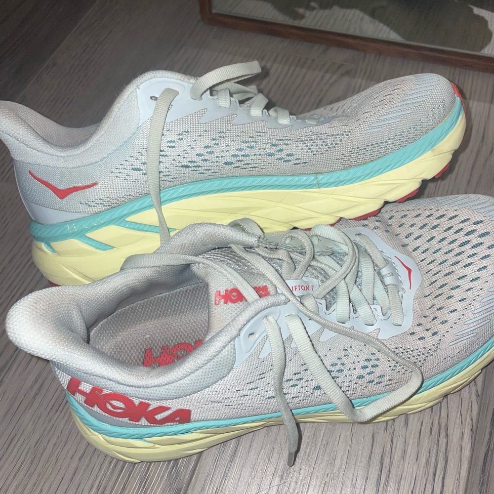 Hoka Clifton 7